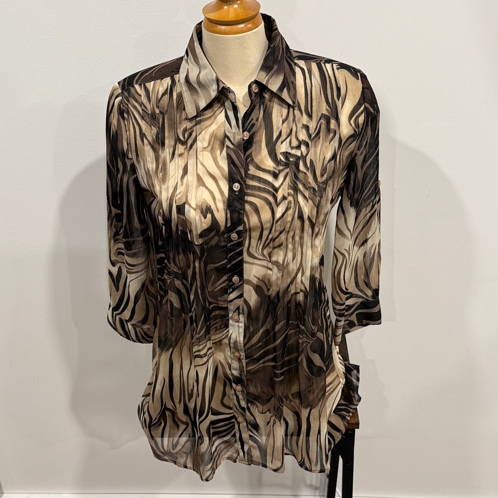 Puli Women's Button Down Blouse - Black and Brown Pattern